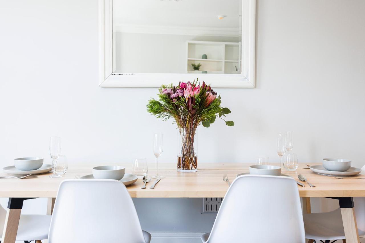 Welcomestay Colliers Wood Two Bed Apartment - Home Away From Home ลอนดอน ภายนอก รูปภาพ