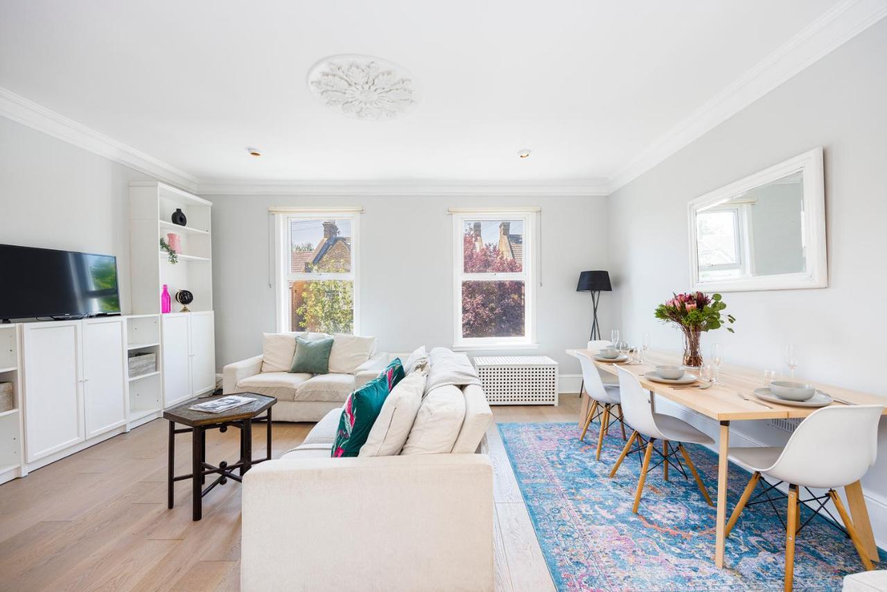 Welcomestay Colliers Wood Two Bed Apartment - Home Away From Home ลอนดอน ภายนอก รูปภาพ