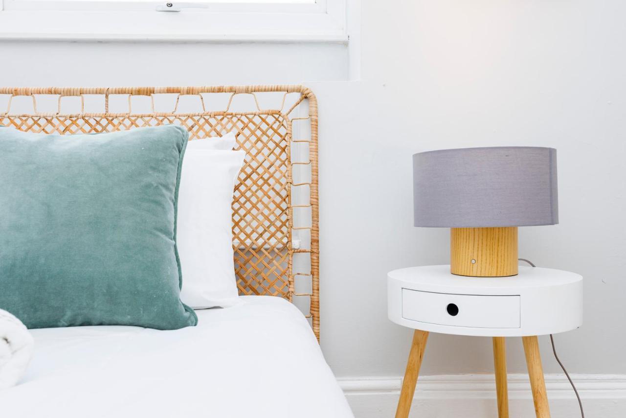 Welcomestay Colliers Wood Two Bed Apartment - Home Away From Home ลอนดอน ภายนอก รูปภาพ
